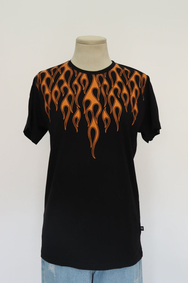 Camiseta Negra Fuego