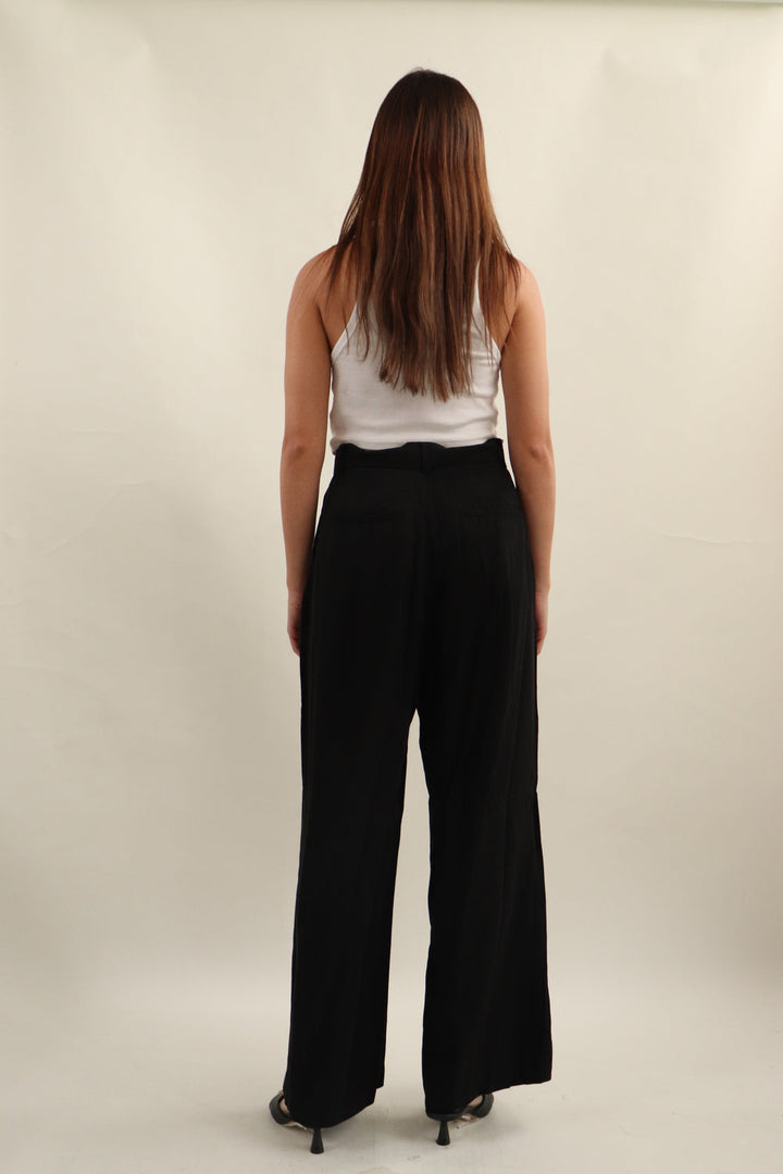 Pantalon Negro Basico