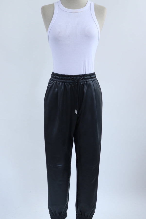 Jogger Cuero Negro