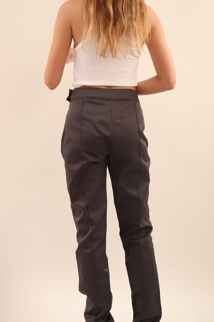 Pantalon Gris Ajustado