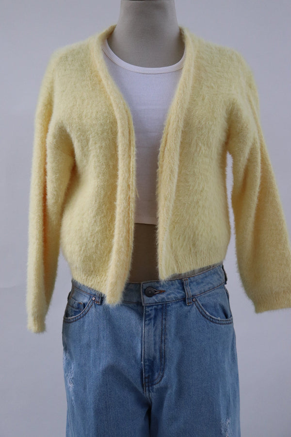 Cardigan Amarillos Pelos