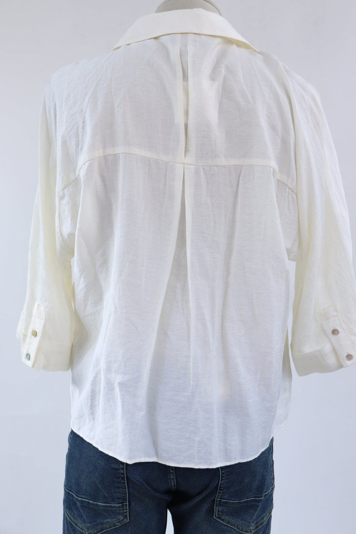 Camisa Crema Botones