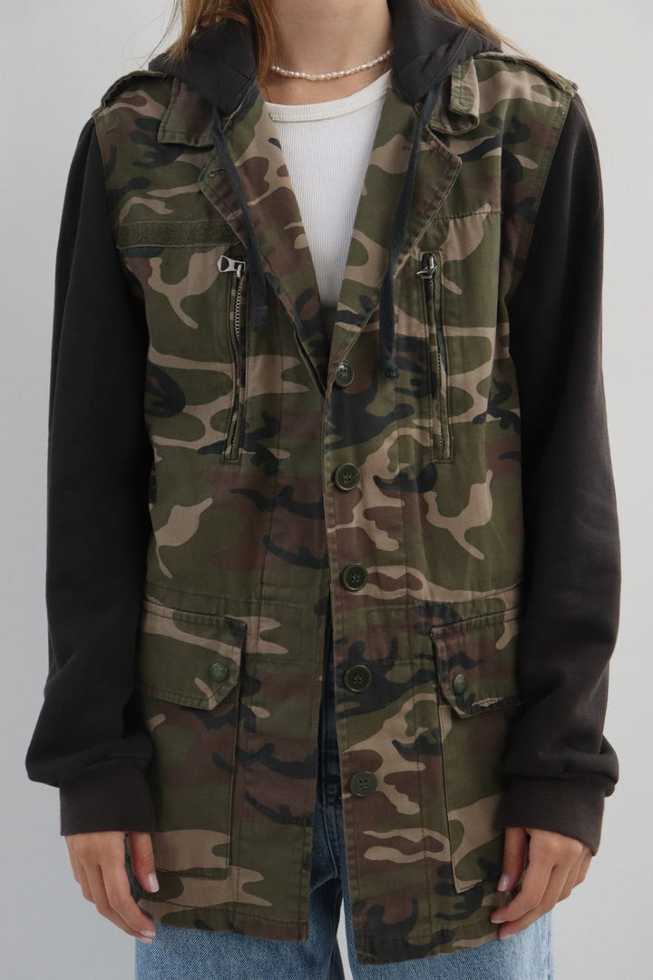 Chaqueta Militar Capucha