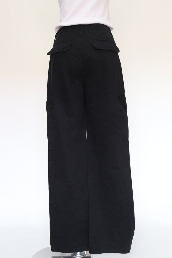 Pantalon Negro Bolsillos