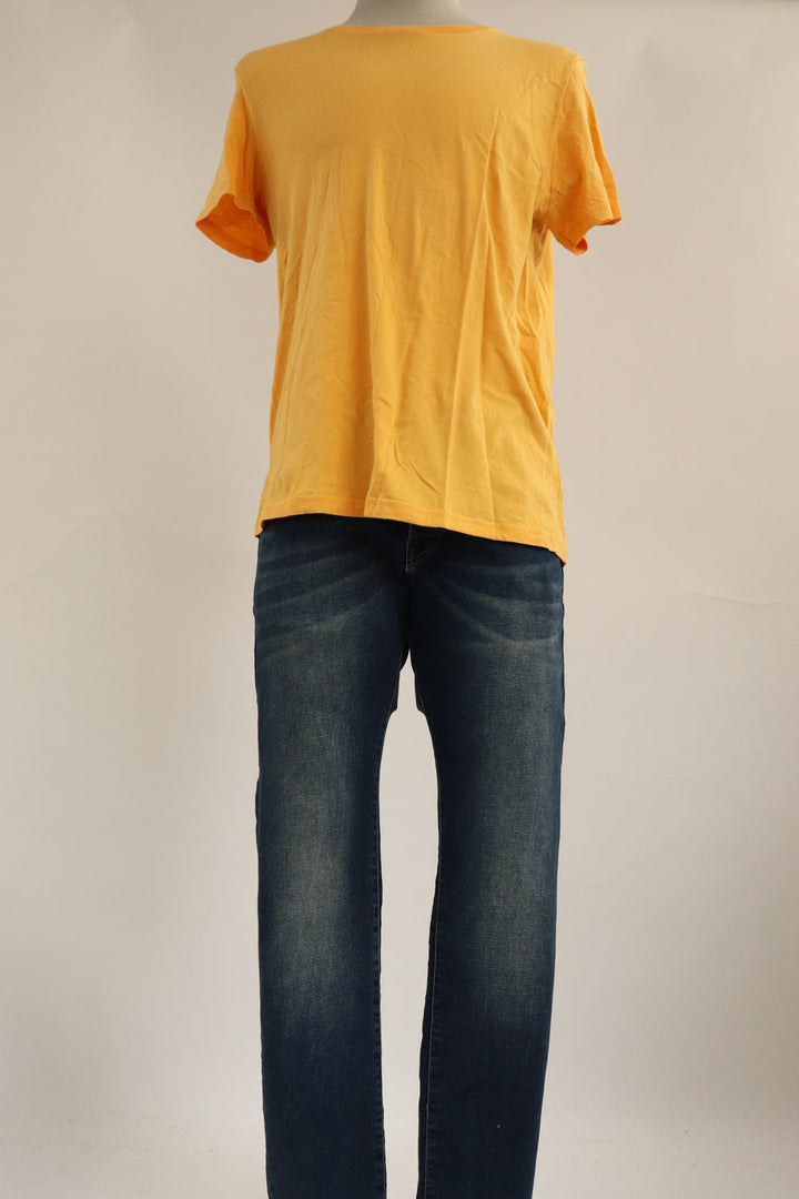 Camiseta Amarilla Básica