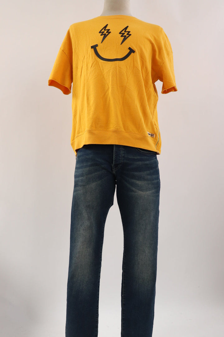 Camiseta Amarilla Zipper