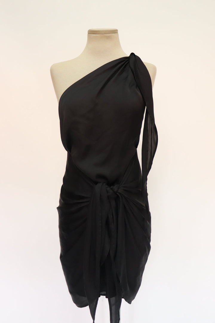 Vestido Negro Amarrar