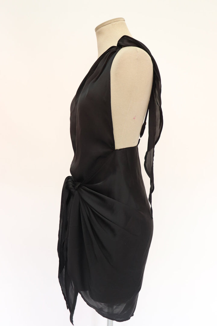 Vestido Negro Amarrar