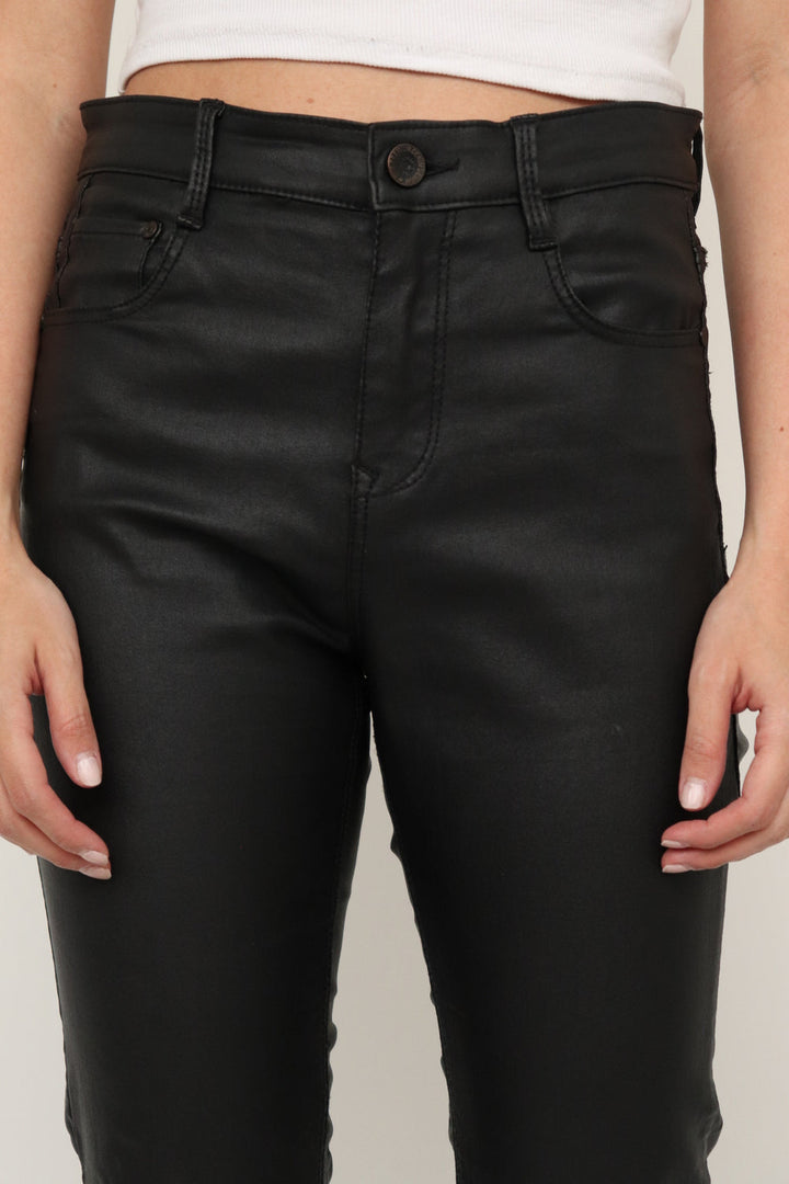 Pantalon Negro Encerado