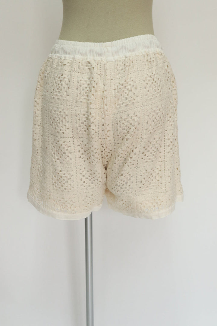 Short Encaje Blanco