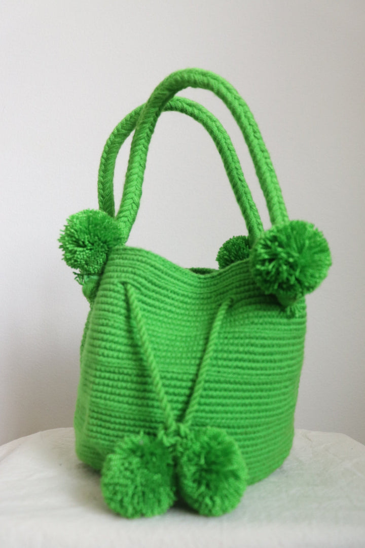 Mochila Verde Mano