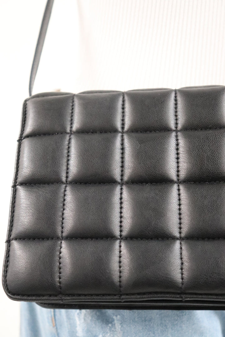 Cartera Negra Crossbody