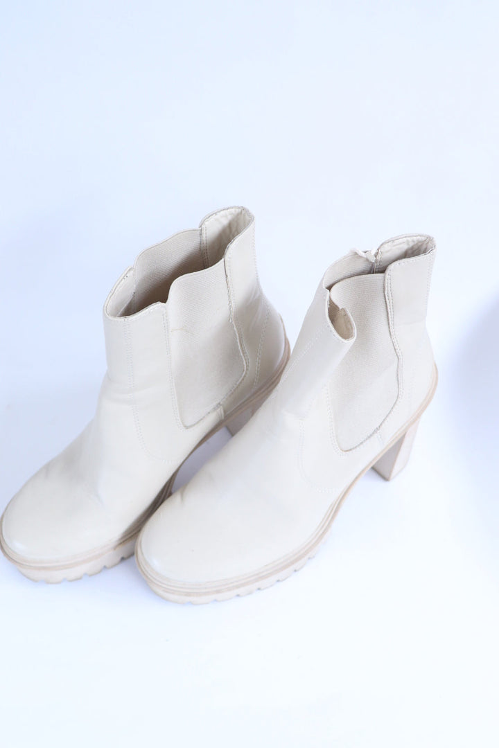 Botines Beige Plataforma