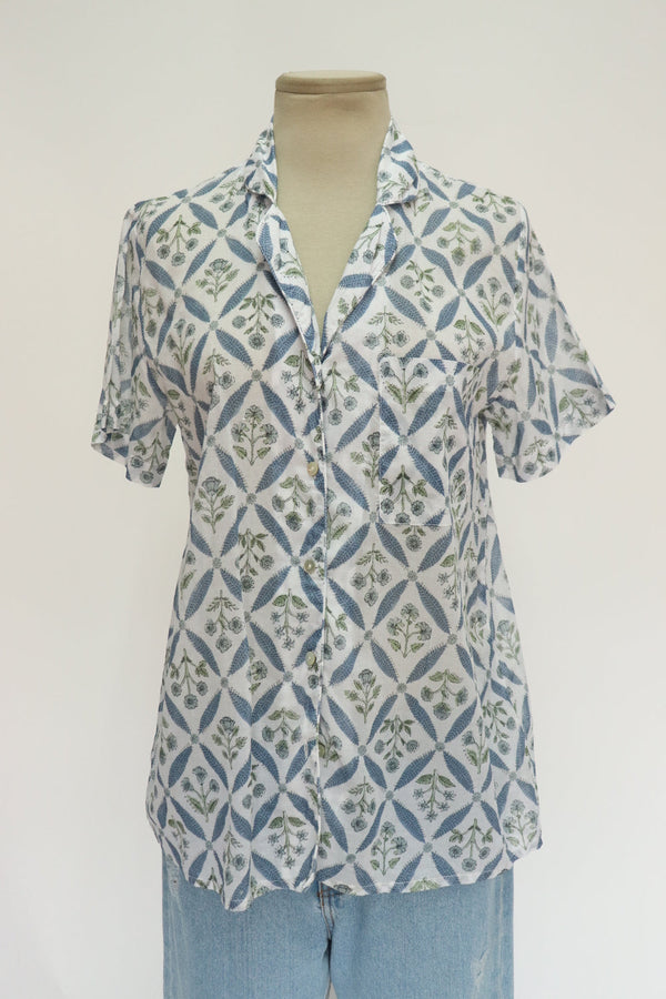 Camisa Flores Azules