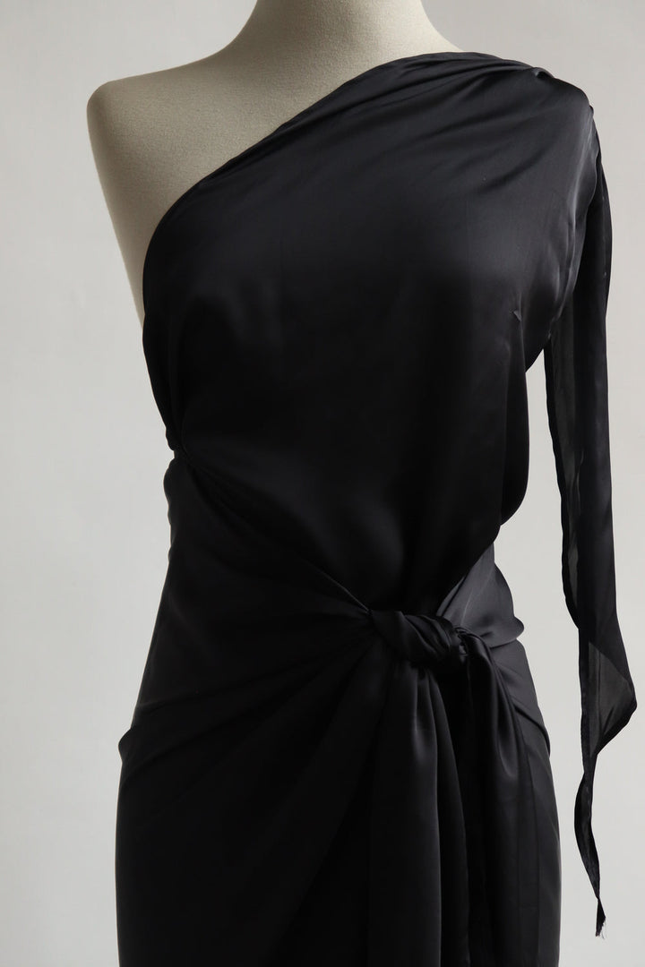 Vestido Negro Amarrar