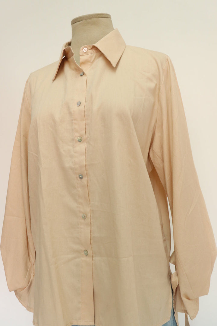 Camisa Beige Botones