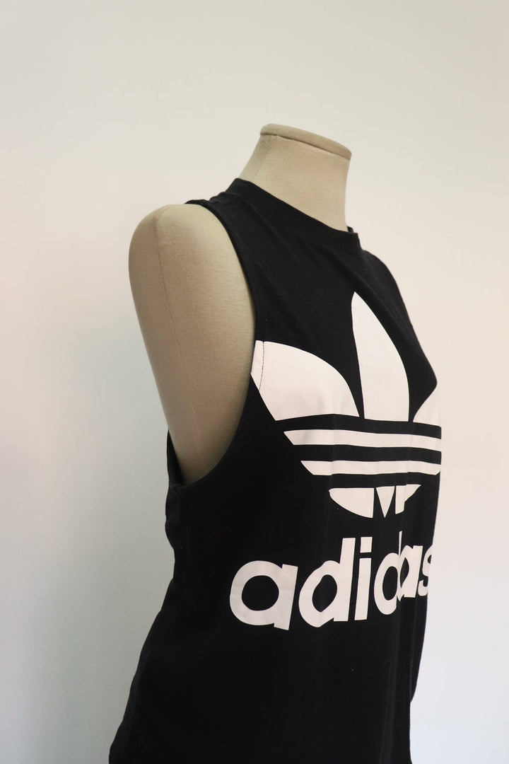Camiseta Esqueleto Adidas