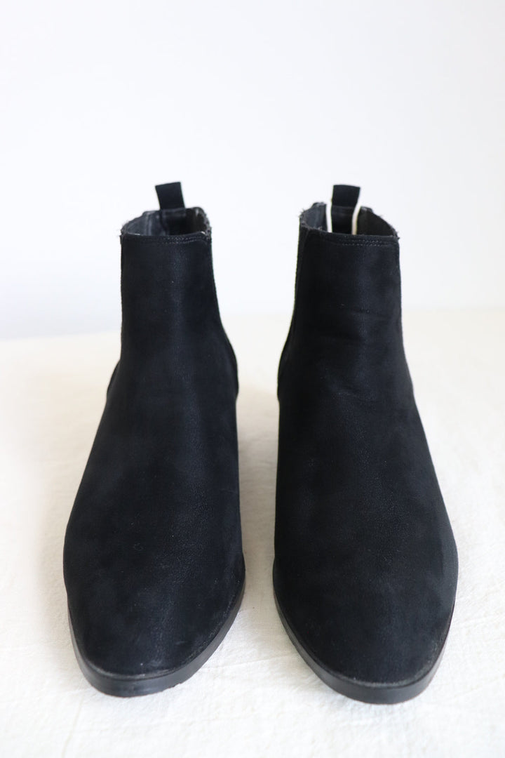 Botines Suede Negros