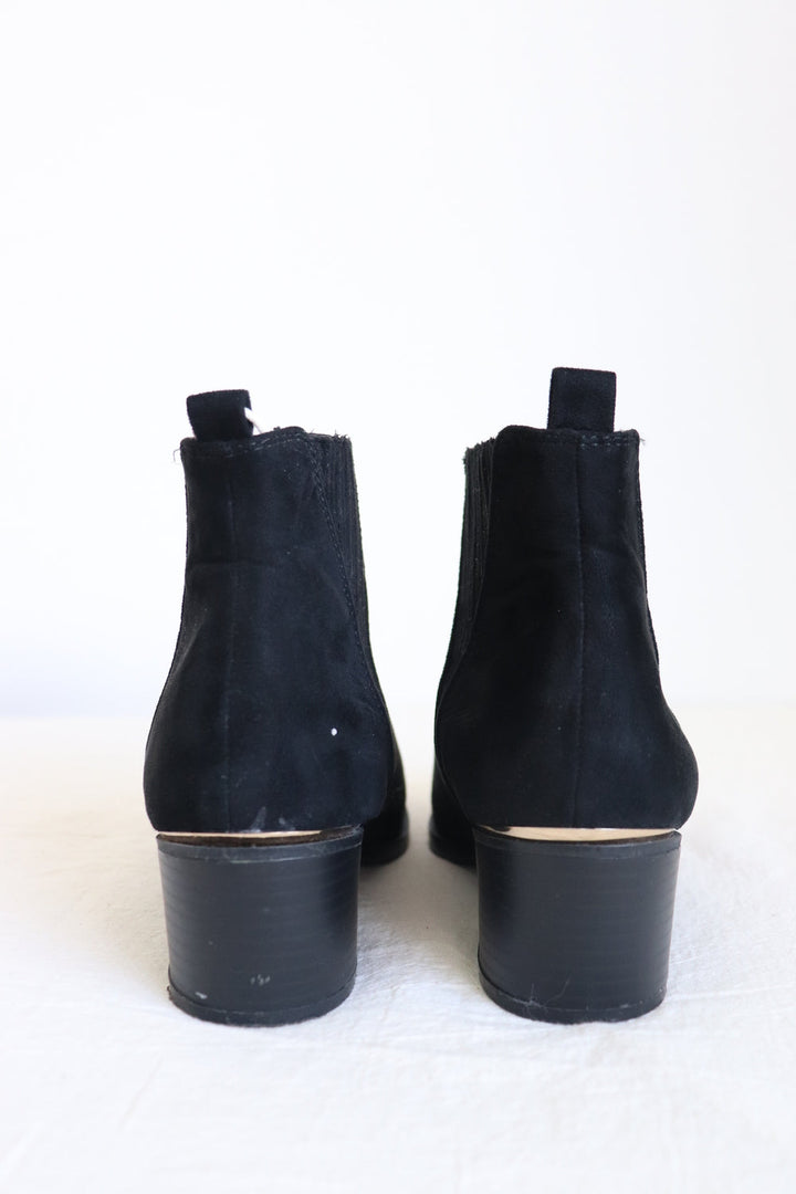 Botines Suede Negros