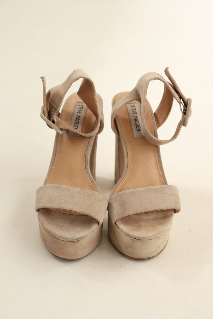 Tacones Beige Suede