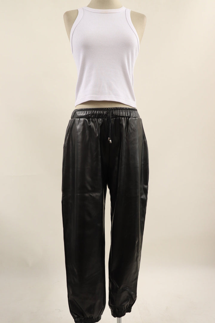 Jogger Cuero Negro