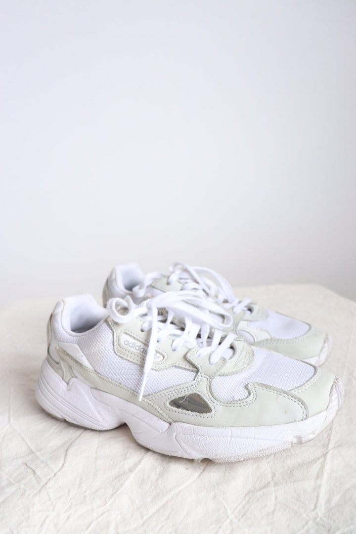 Tenis Blancos Adidas