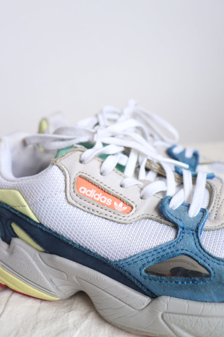 Tenis Torsion Adidas