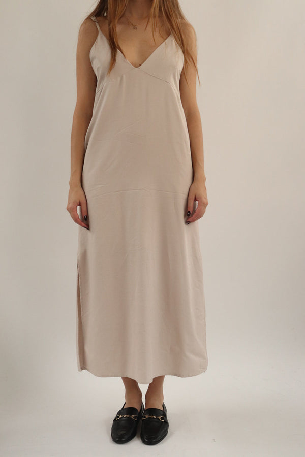 Vestido Beige Midi