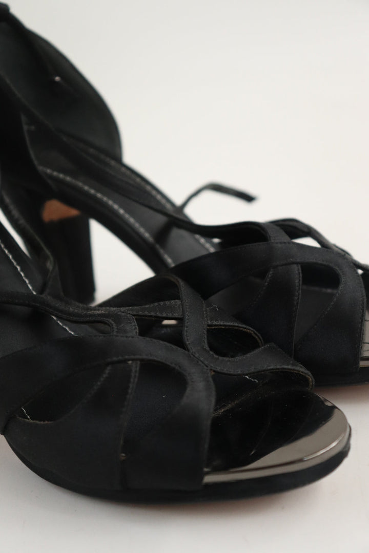 Tacones Negros Seda