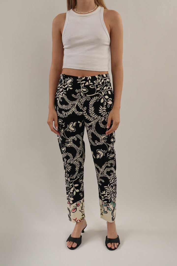 Pantalon Estampado Hojas