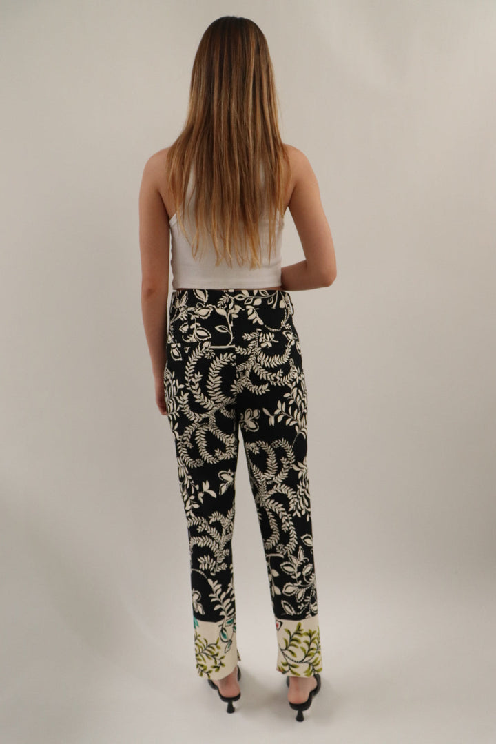 Pantalon Estampado Hojas