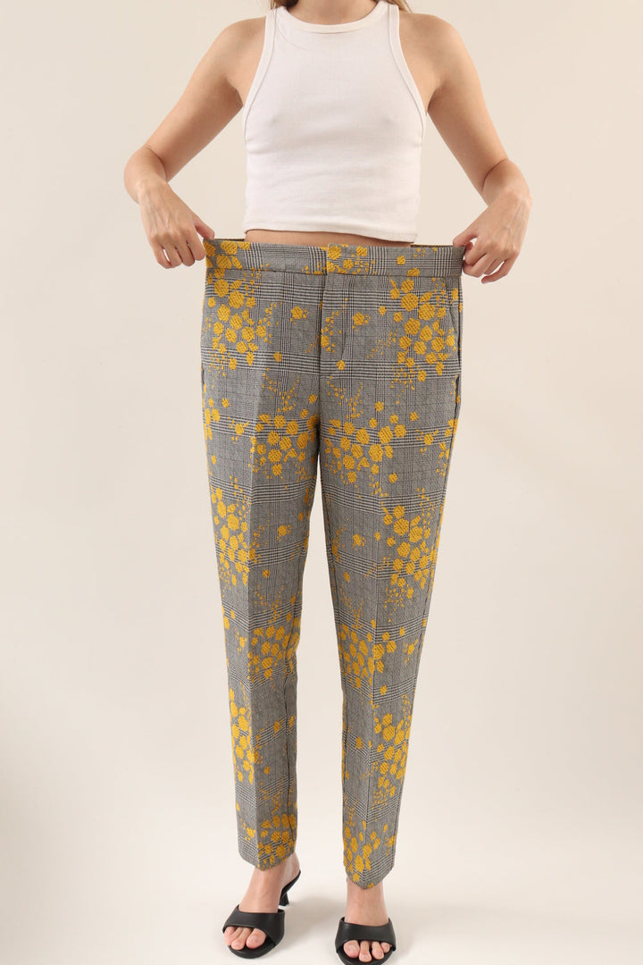 Pantalon Figuras Amarillas