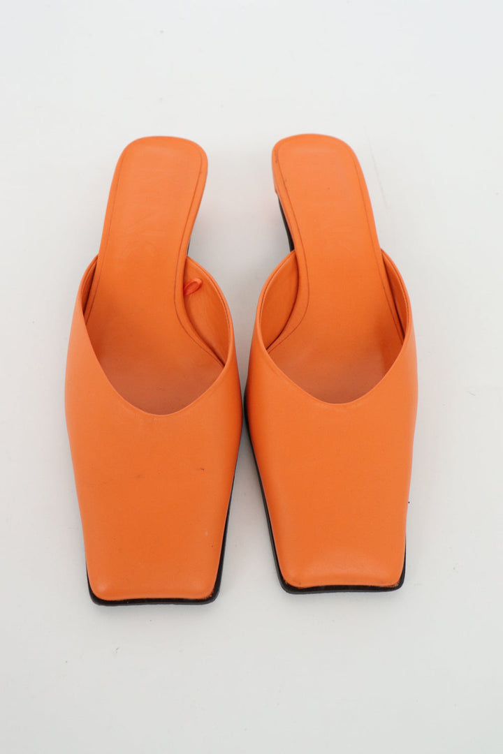 Tacones Bajos Naranja