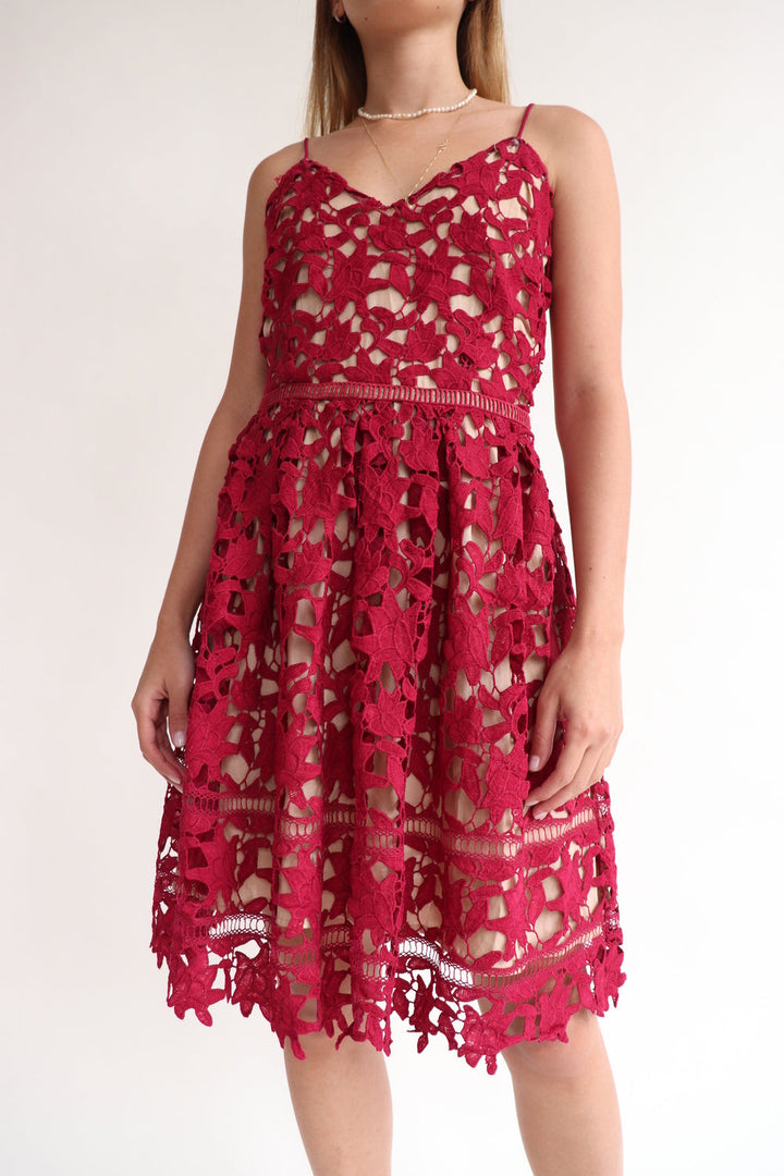 Vestido Vinotinto Encaje