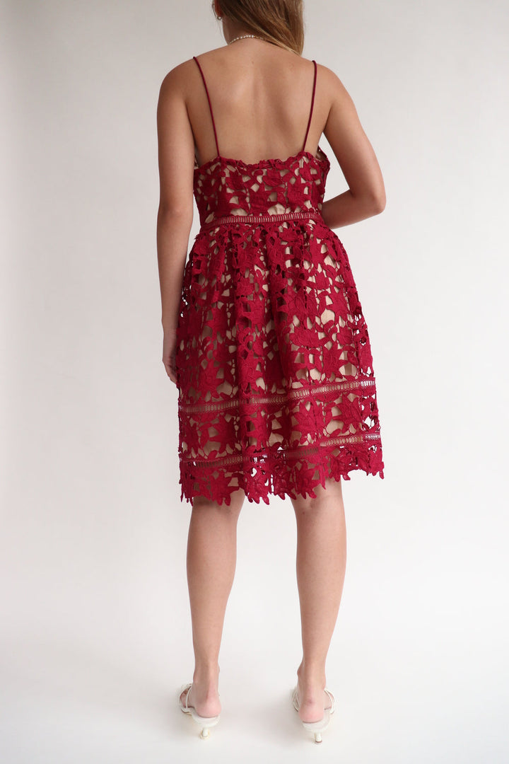 Vestido Vinotinto Encaje