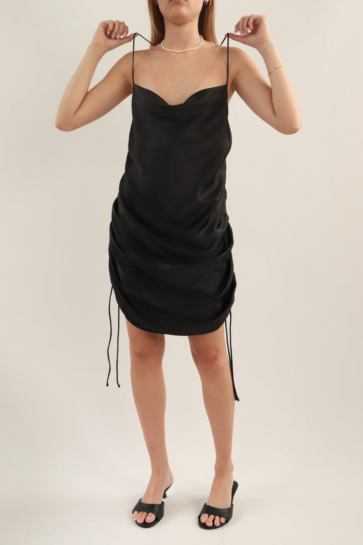 Vestido Negro Slip