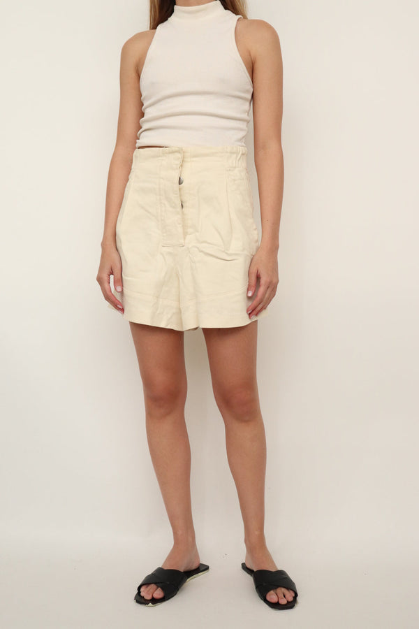 Short Beige Claro