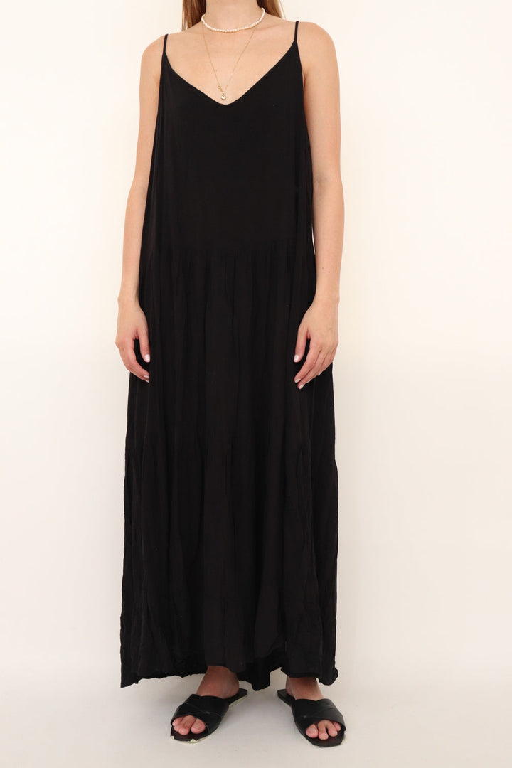 Vestido Negro Tirantes