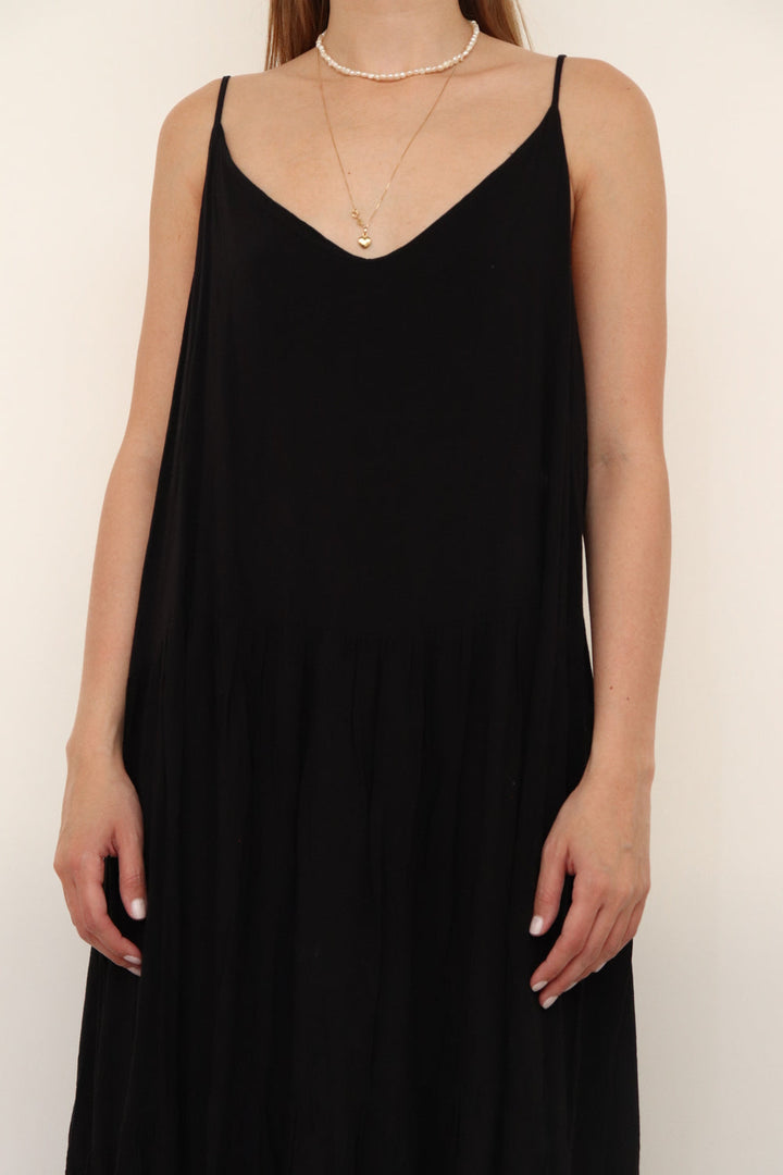 Vestido Negro Tirantes