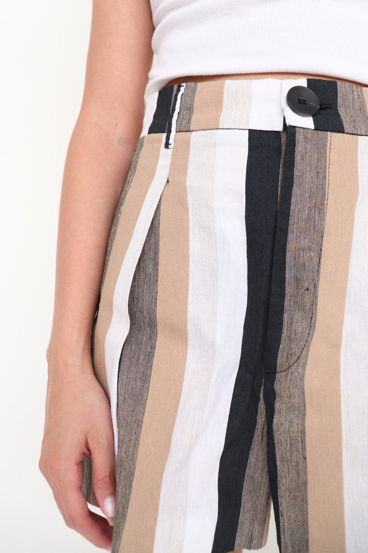 Short Rayas Colorblock