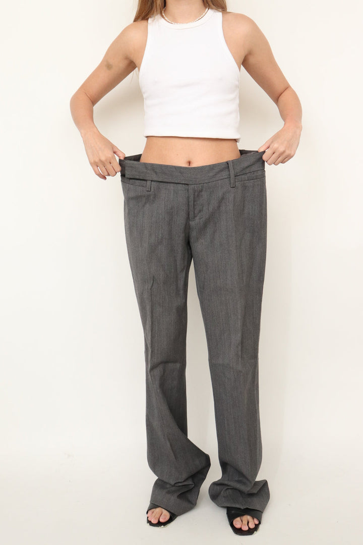 Pantalon Gris Oscuro