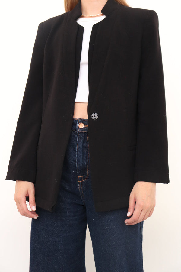 Blazer Negro Hombreras