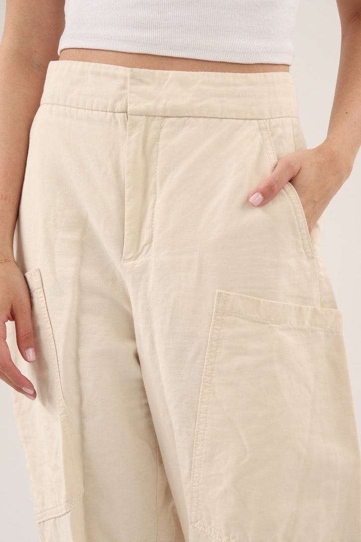 Pantalon Beige Bolsillos