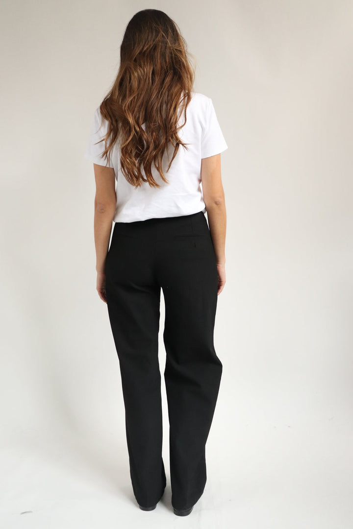 Pantalon Negro Basico