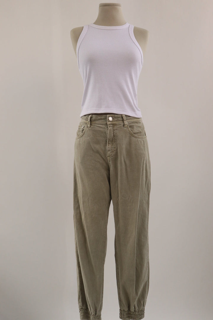 Pantalón Verde Baggy