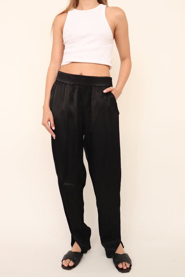 Jogger Negro Satinado