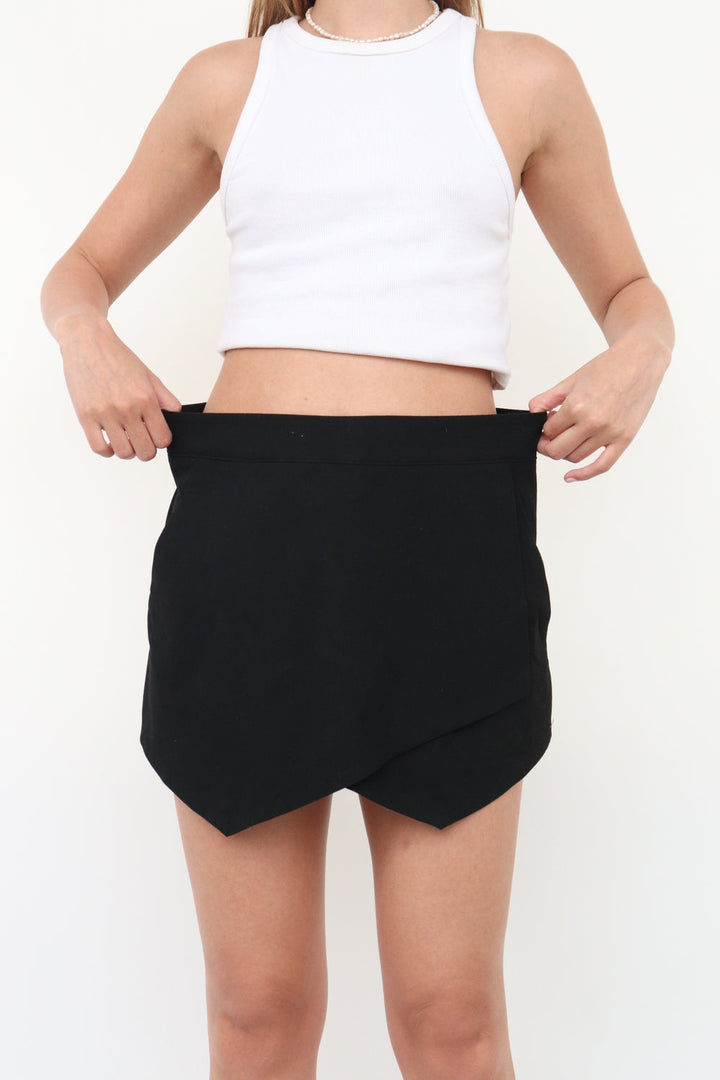 Falda Short Negra