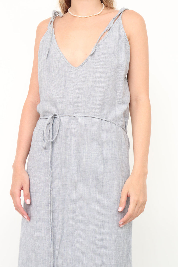 Vestido Gris Amarrar