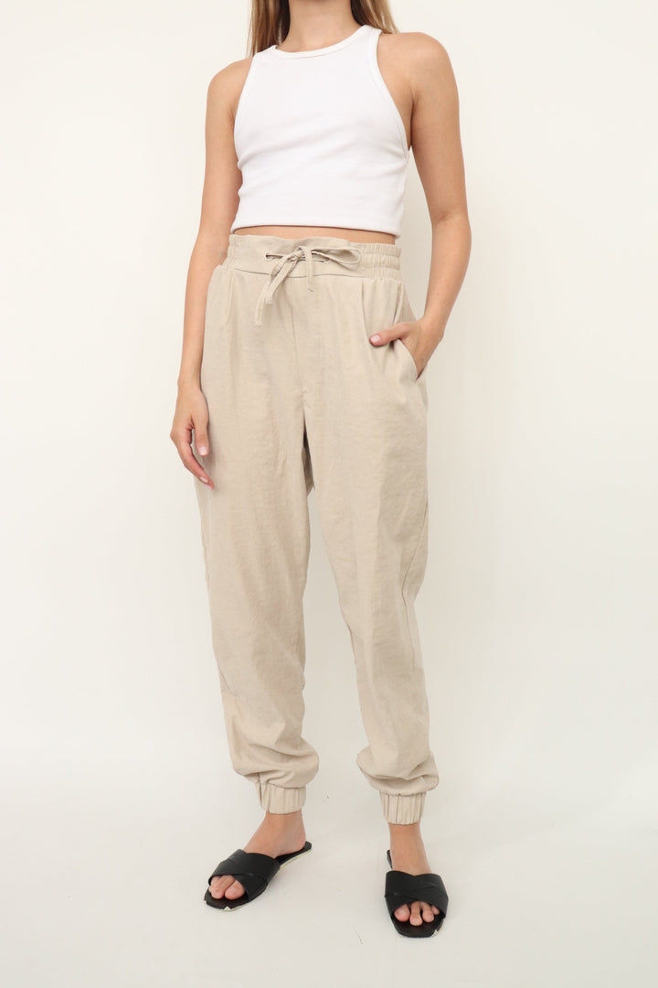 Jogger Beige Suave