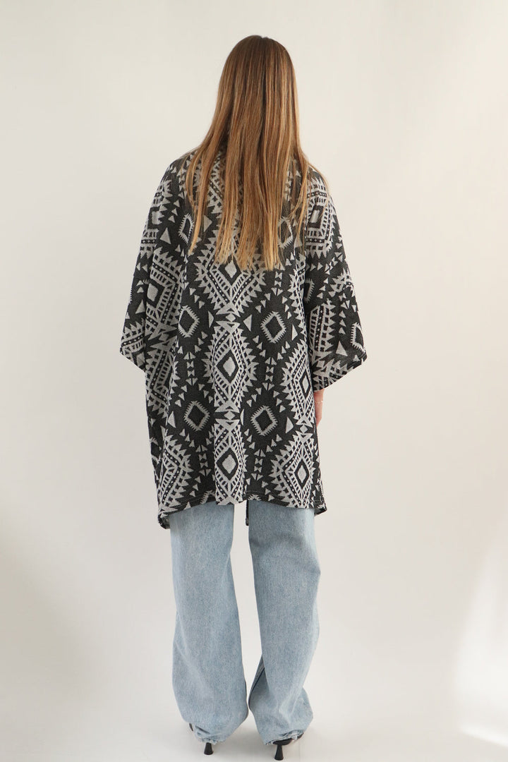 Cardigan Negro Tribal